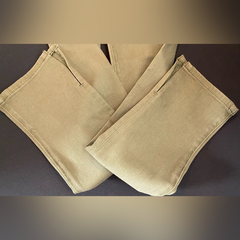 AG ~ FAYE ~ Mid Rise ~ Jeans ~ Olive Green Sz 24R ~ NWT ~ Measurements in Desc.👖 - Picture 7 of 8
